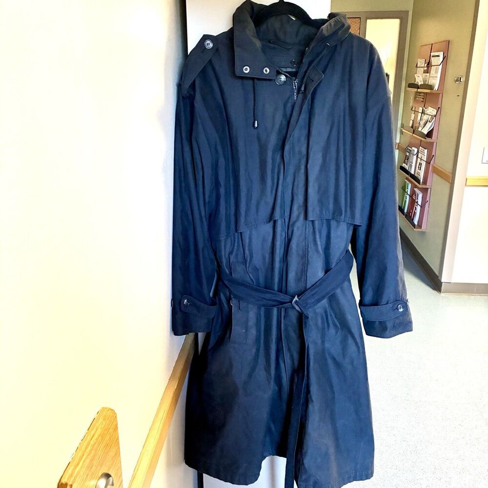 London Fog Black Suede Touch Trench Coat 40 SHORT Belted Matte Rain Coat Mens